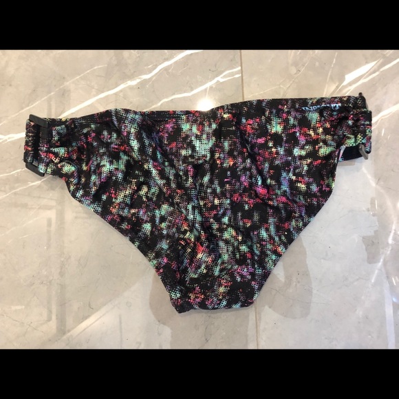 Women’s bikini - Picture 5 of 5